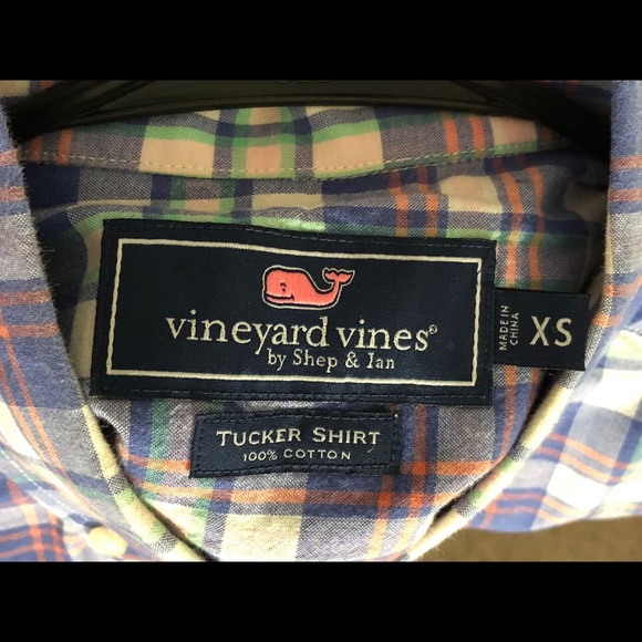 Vineyard Vines Shirt - Picture 4 of 5